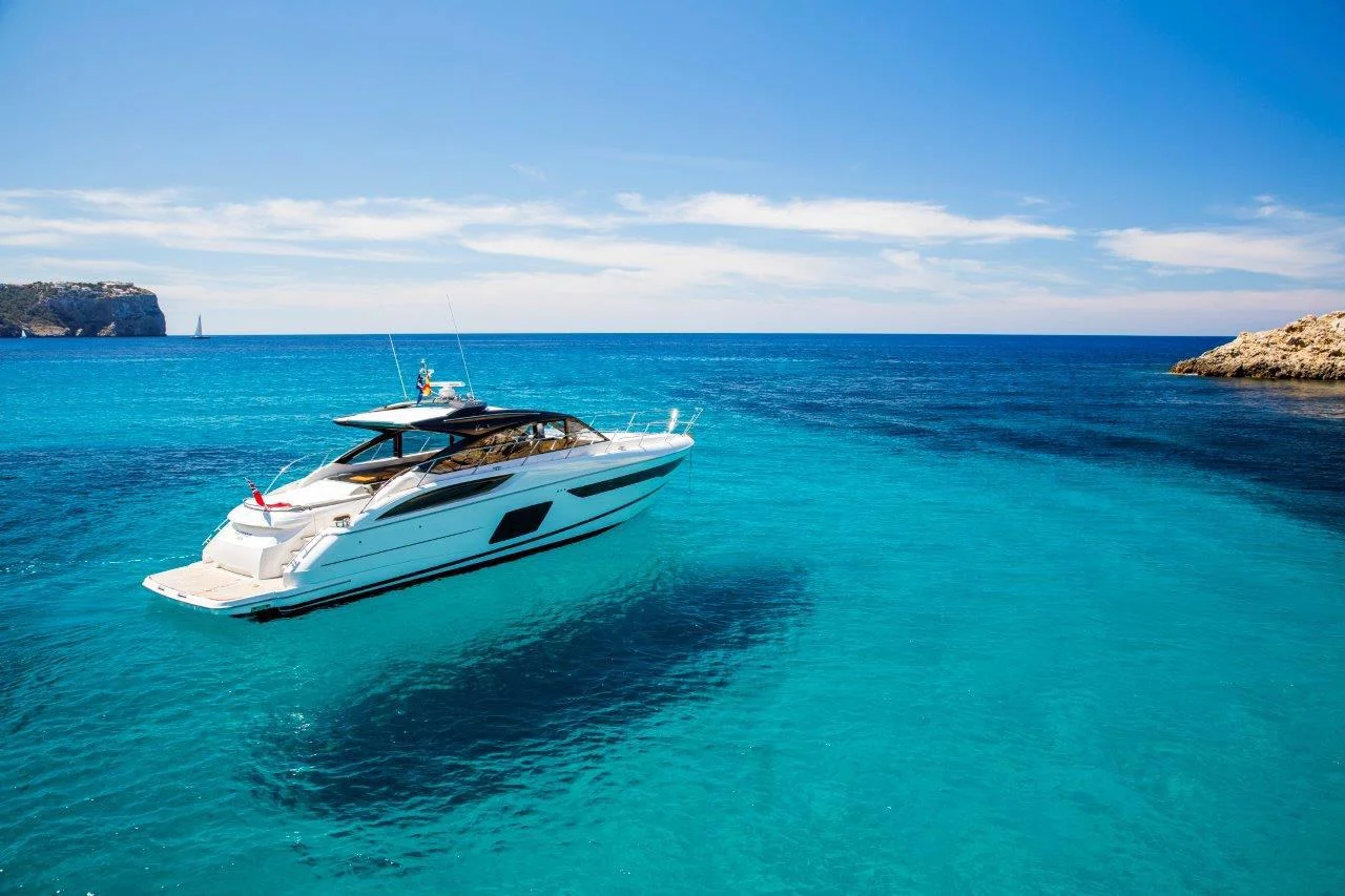 Chloe yacht detail