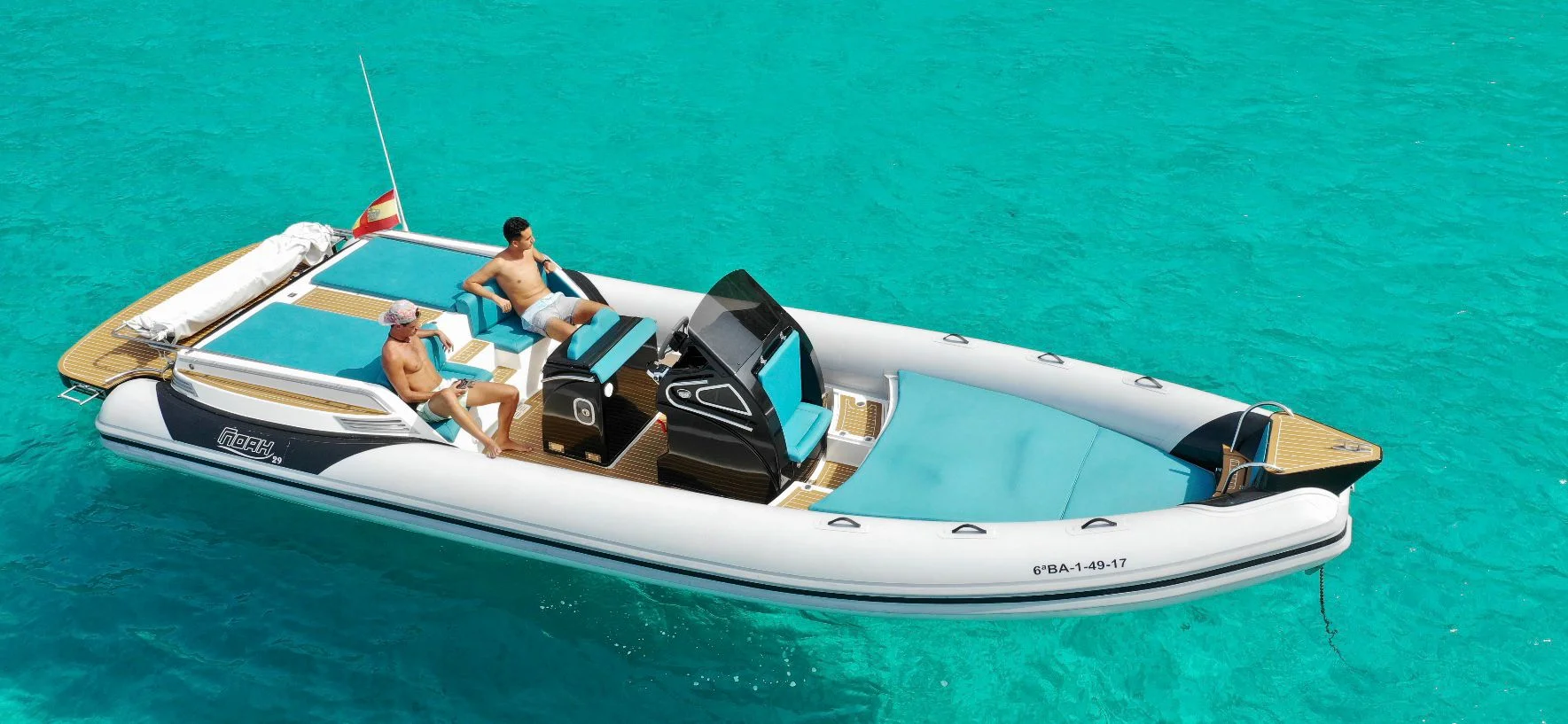 Django yacht detail