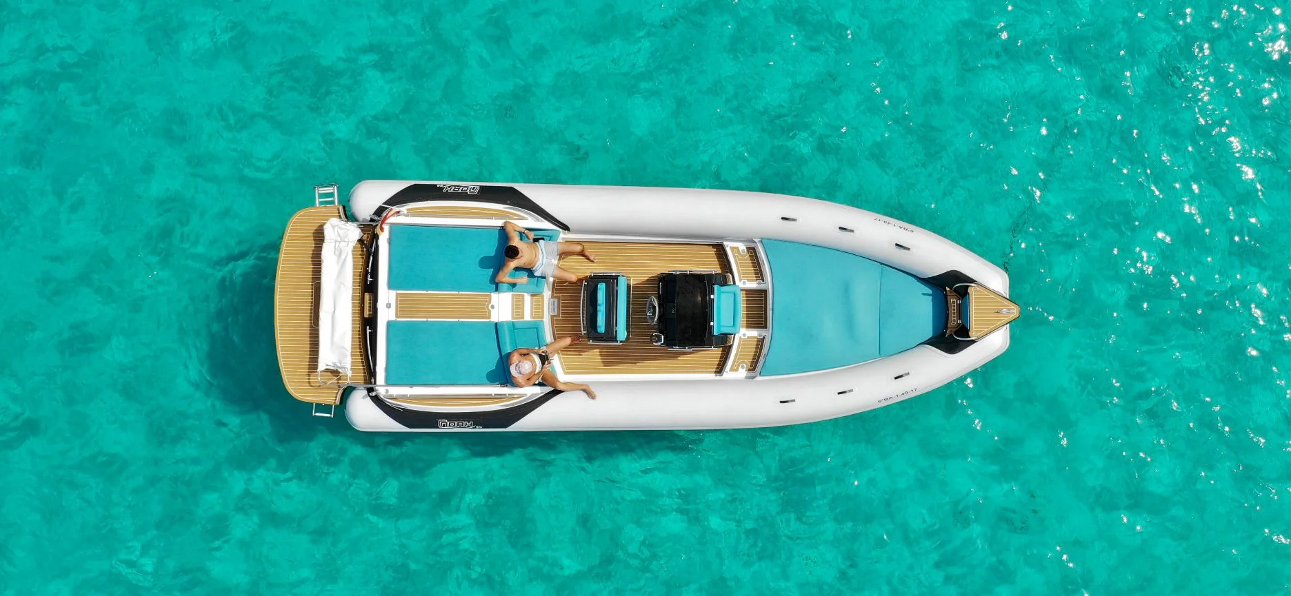 Django yacht detail