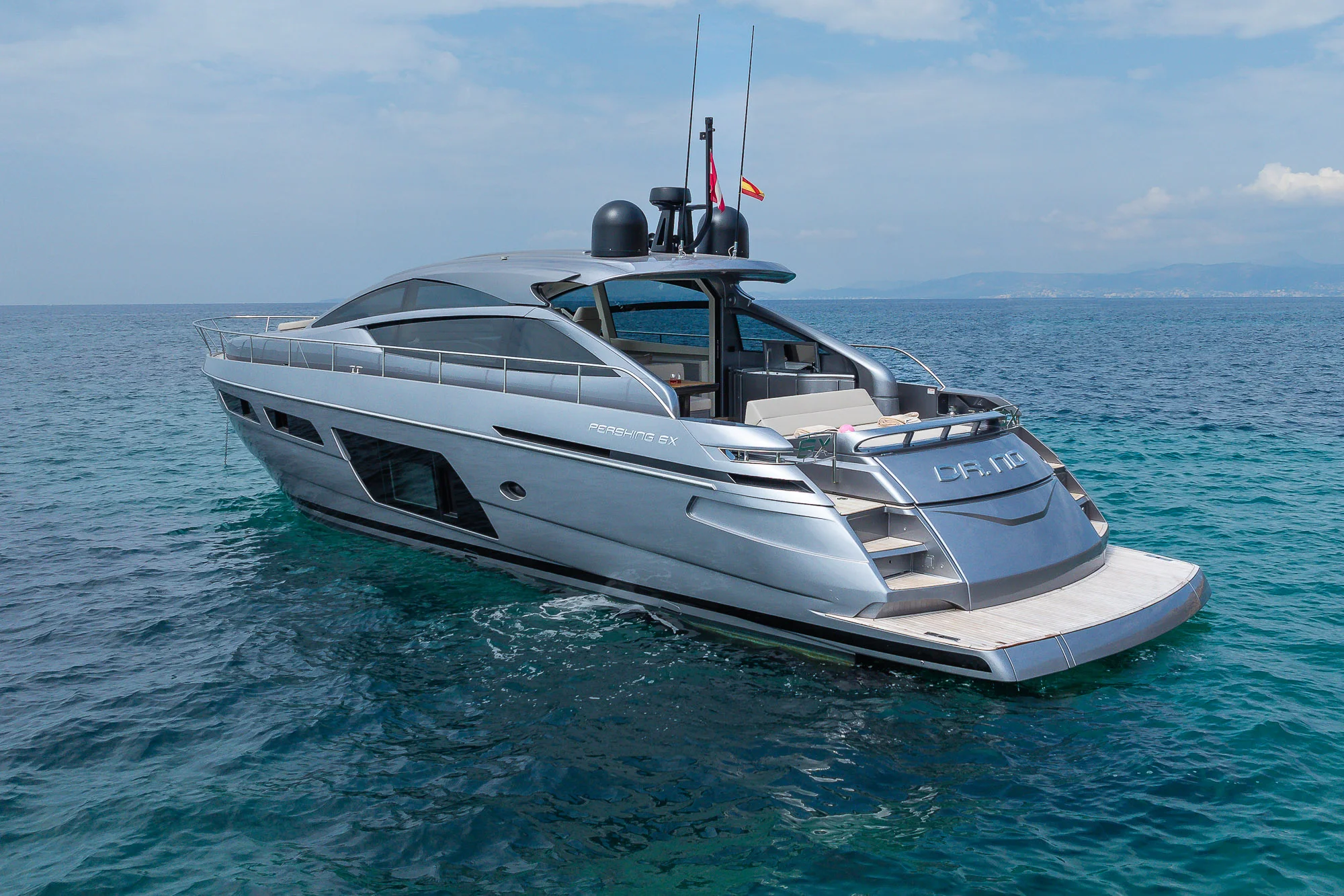 DR NO yacht detail