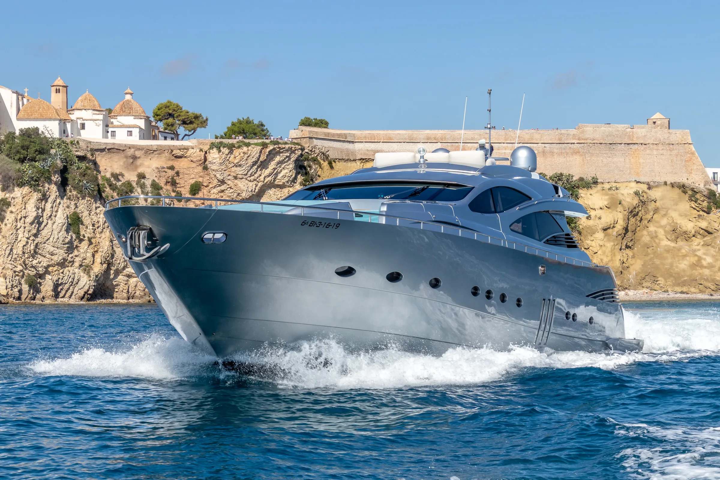 Inspiration yacht detail